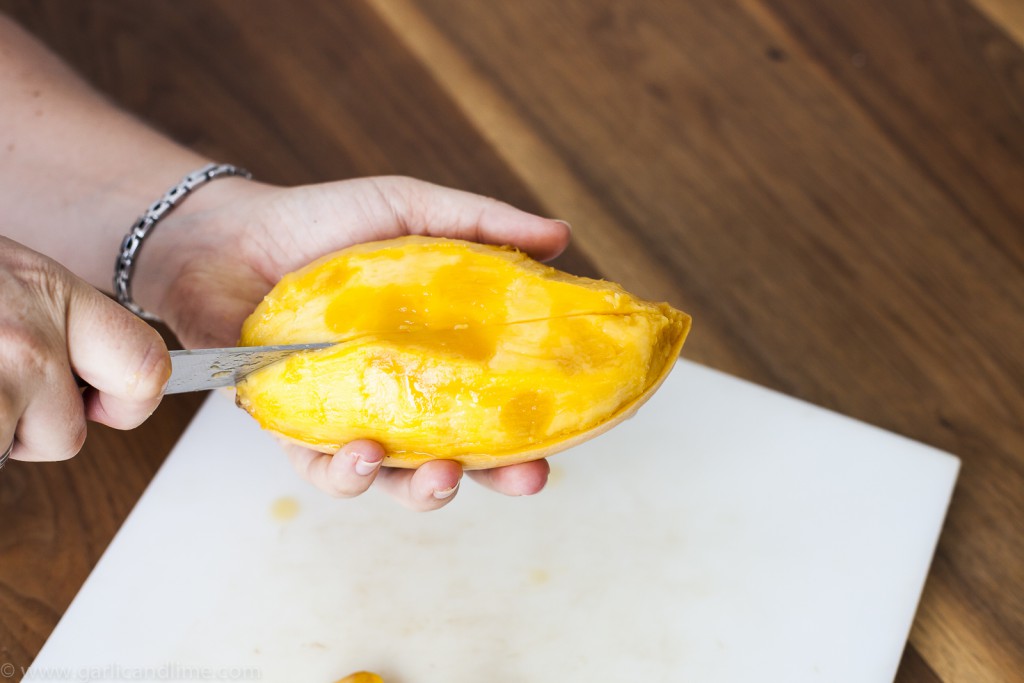 How to cut up a Mango